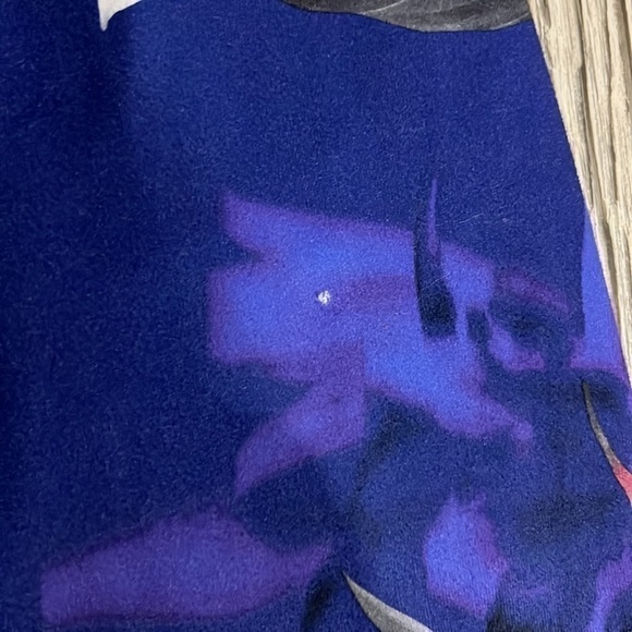 Guru Active Womens Leggings Pants Blue Floral Print Stretch Elastic Waist Sz XL - Picture 9 of 10